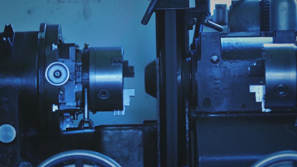 9 Common Reasons Why an Outboard Dies at Idle (Explained)