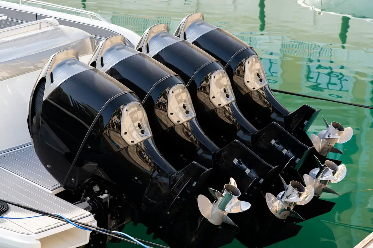 Can You Leave an Outboard Motor in Water During Winter? (Explained)
