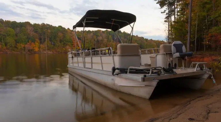4 Reasons Why Your Pontoon Boat Leans to One Side (Explained)