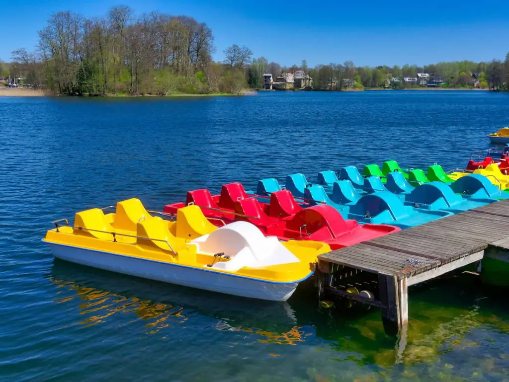 How Pedal Boats Maintain Their Balance.