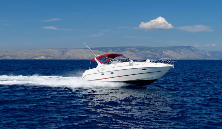 what causes a speed boat motor to lose power