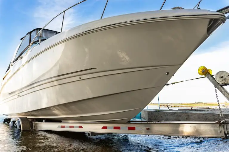 Can You Leave a Boat in Water Every Day Without Bottom Paint?