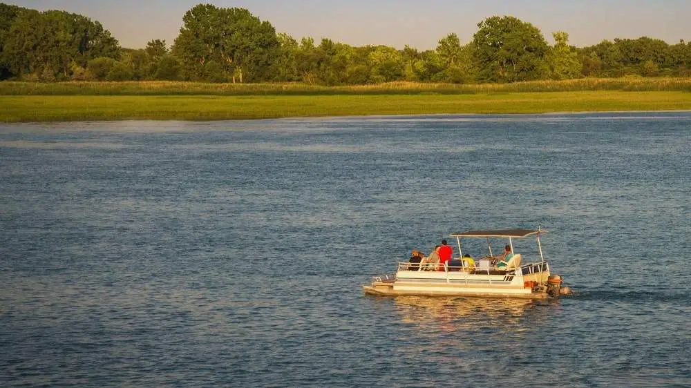 How do I get water out of my pontoons