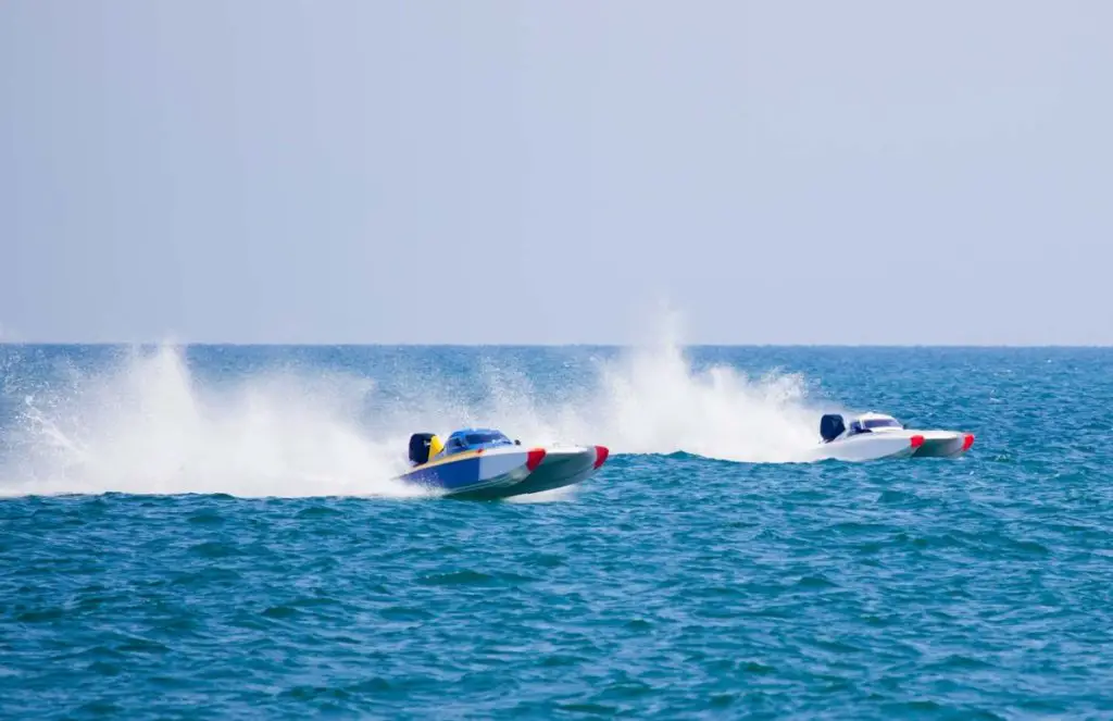 Things You Didn't Know About Powerboat Racing