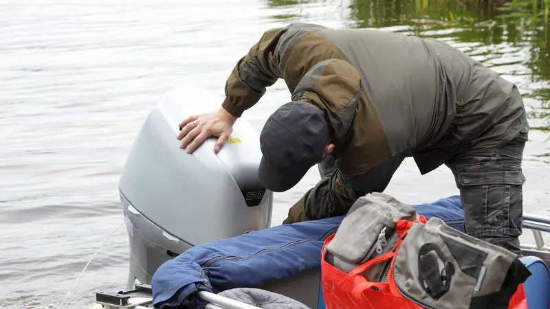 Recognizing the Damage: Signs of a Submerged Boat Engine